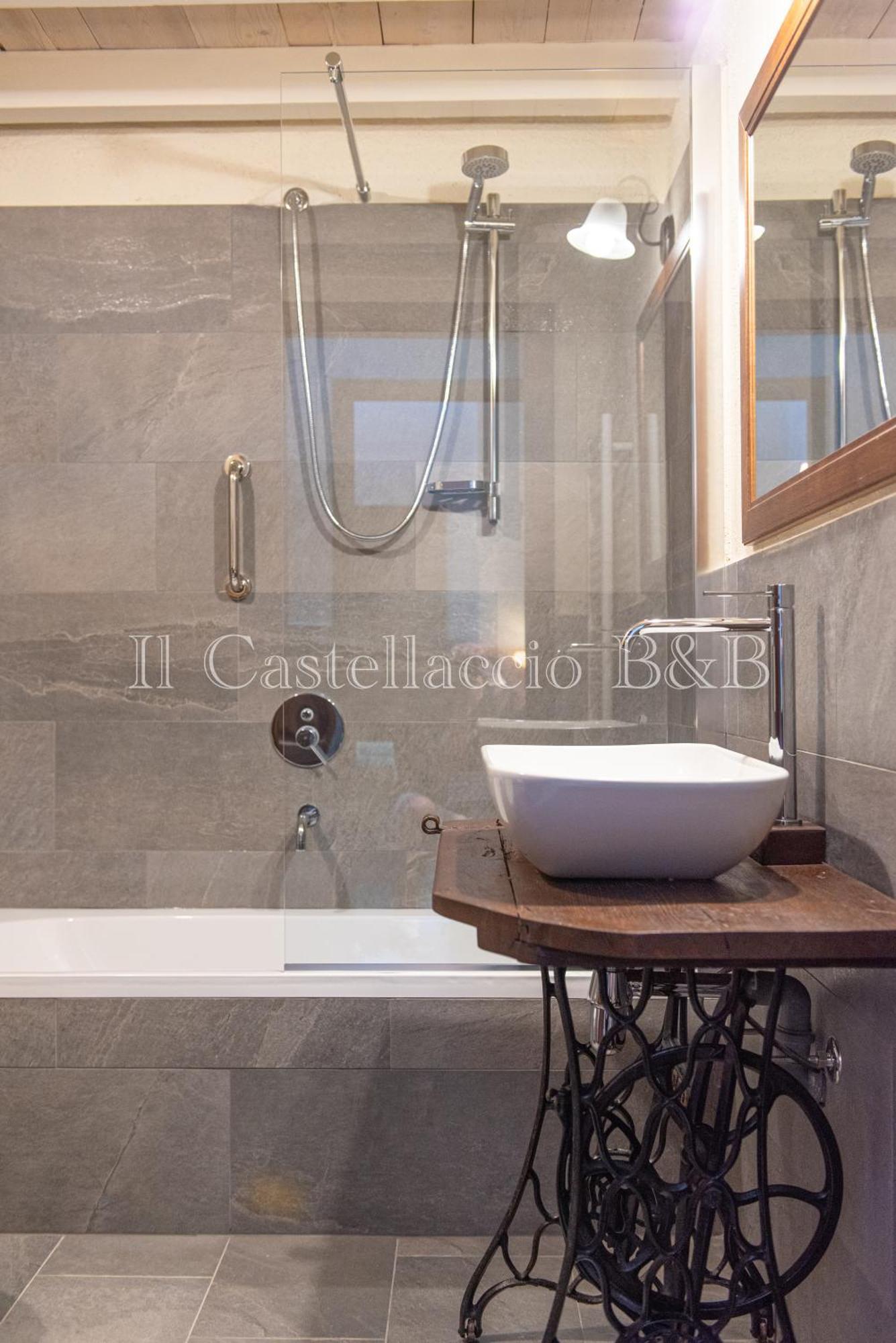 B&B Il Castellaccio - Albavilla Room photo